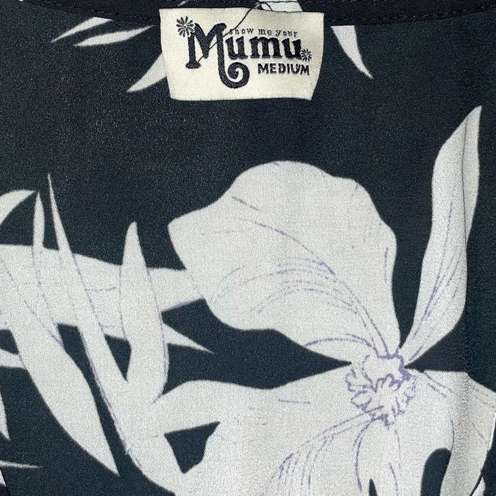 SHOW ME YOUR MUMU Floral Romper Size M - Picture 7 of 8